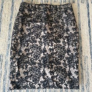 Ann Taylor brocade/embroidered style pencil skirt